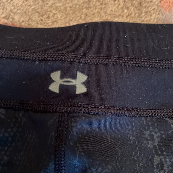 Under Amour compression crop legging - Picture 2 of 6